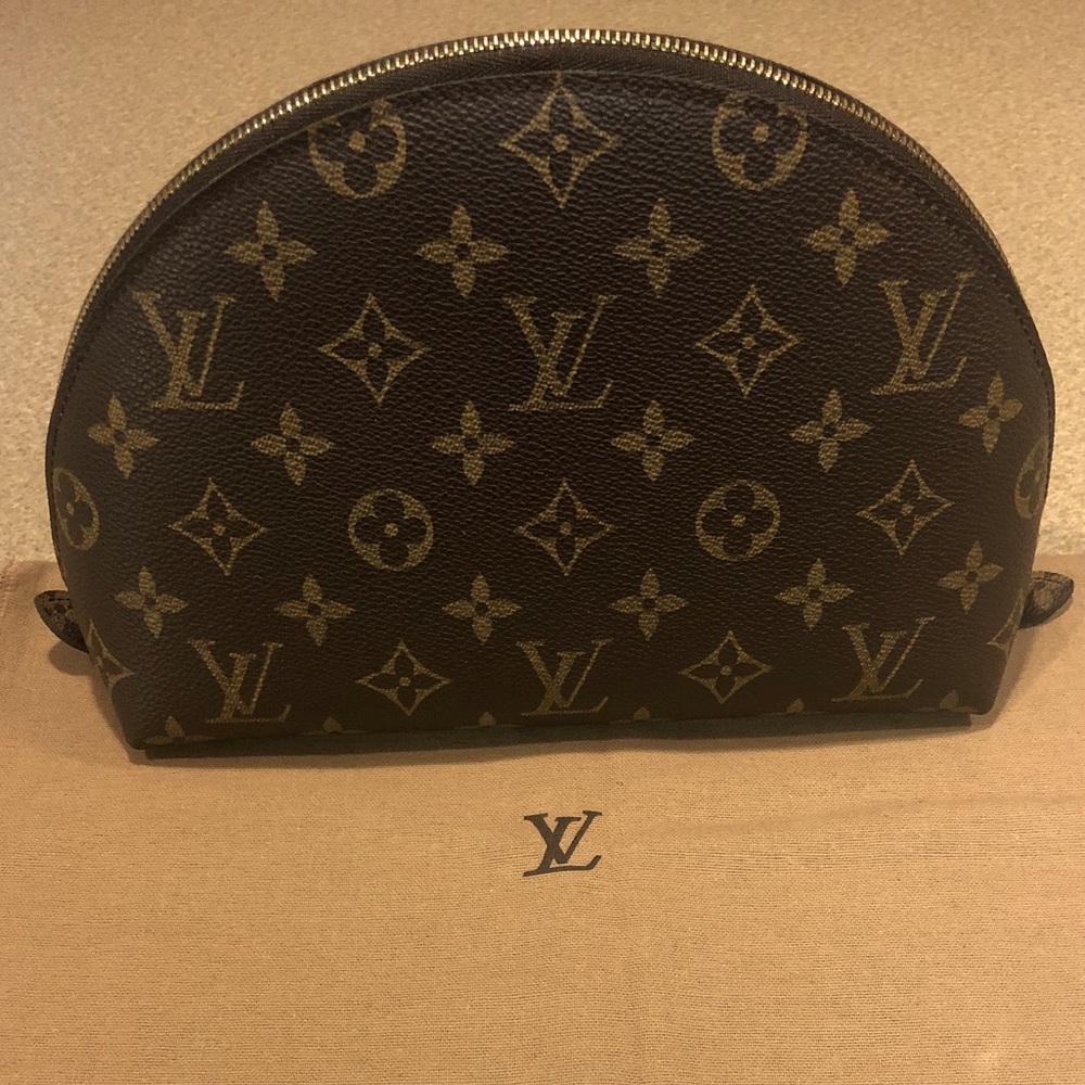 Louis Vuitton Demi Ronde GM